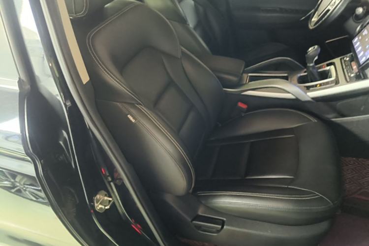 Used Geely Auto Emgrand X7 Sport 2016 2.0L Manual Smart Connect Version Right Front Seat