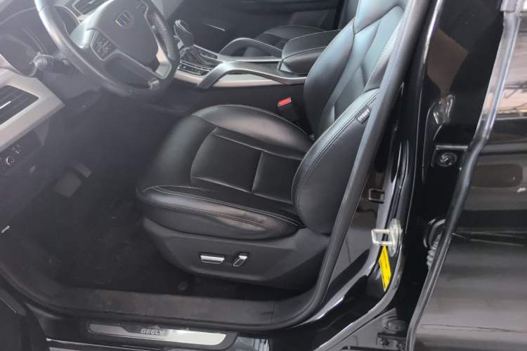 Used Geely Auto Emgrand X7 Sport 2016 1.8TD Automatic Smart Model Right Front Seat