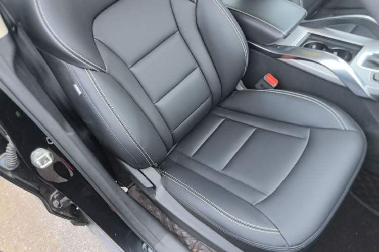 Used Geely Auto Emgrand X7 Sport 2016 1.8TD Automatic ZhiShang Model Right Front Seat