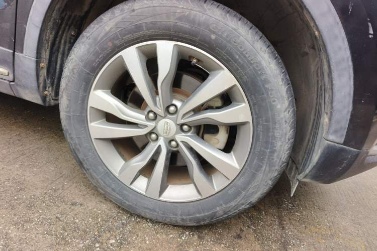 Used Geely Auto Emgrand X7 Sport 2016 2.0L Manual ZhiShang Version Right Front Wheel Hub