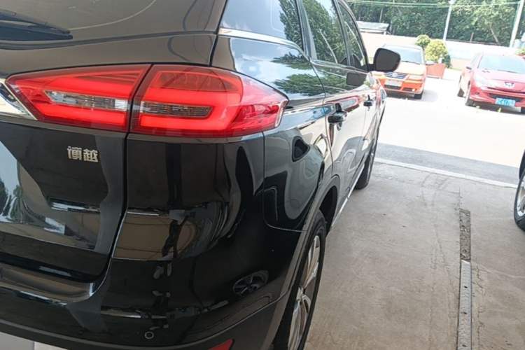 Used Geely Auto Emgrand X7 Sport 2016 2.0L Manual ZhiShang Version Right Rear Taillight