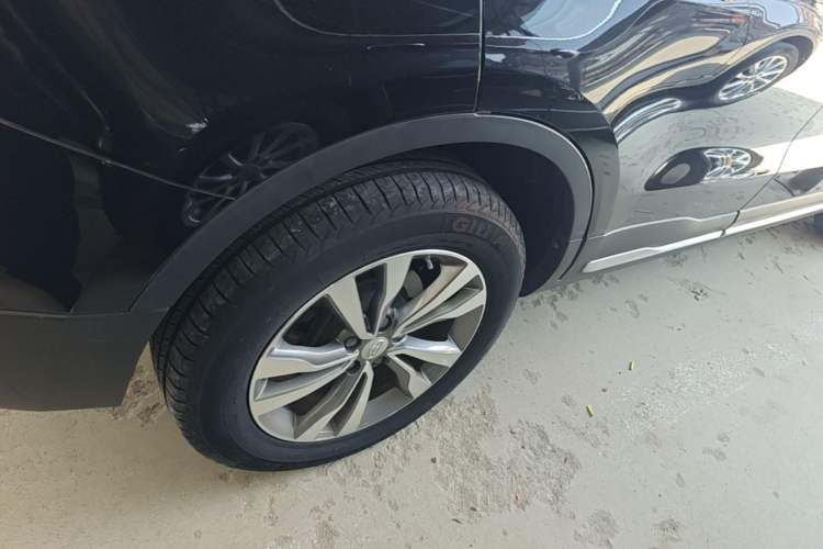 Used Geely Auto Emgrand X7 Sport 2016 1.8TD Automatic ZhiShang Model Right Rear Wheel Hub