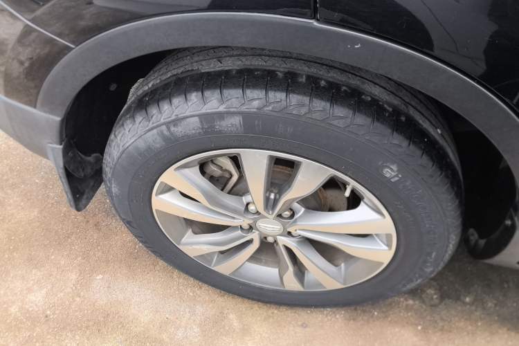 Used Geely Auto Emgrand X7 Sport 2016 2.0L Manual Smart Connect Version Right Rear Wheel Hub