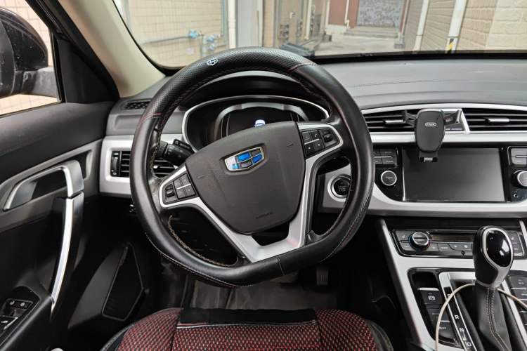 Used Geely Auto Emgrand X7 Sport 2016 1.8TD Automatic Smart Model Steering Wheel