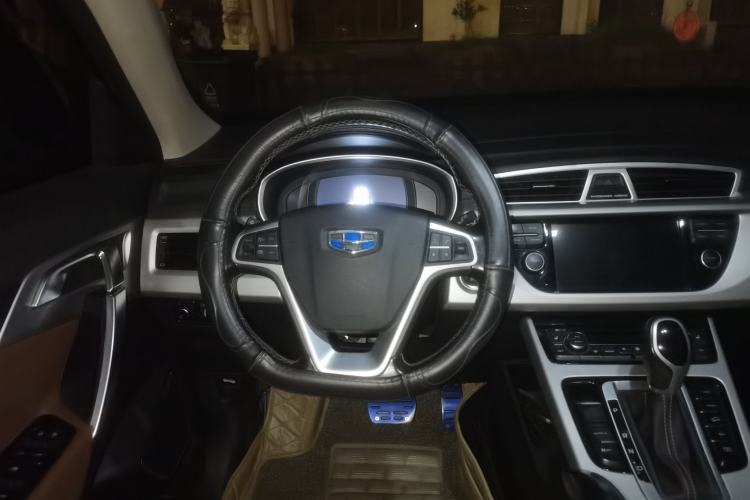 Used Geely Auto Emgrand X7 Sport 2016 1.8TD Automatic All-Wheel-Drive ZhiZun Edition Steering Wheel