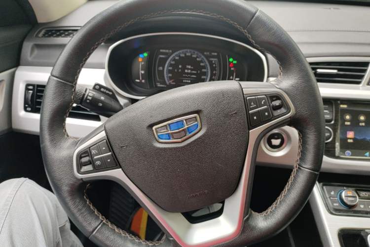 Used Geely Auto Emgrand X7 Sport 2016 1.8TD Automatic Smart Model Steering Wheel