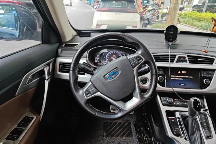 Used Geely Auto Emgrand X7 Sport 2016 1.8TD Automatic ZhiZun Version Steering Wheel