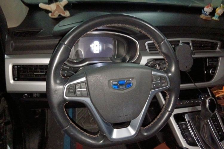 Used Geely Auto Emgrand X7 Sport 2016 1.8TD Automatic All-Wheel-Drive ZhiZun Edition Steering Wheel