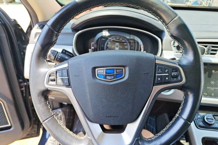 Used Geely Auto Emgrand X7 Sport 2016 1.8TD Automatic Smart Model Steering Wheel