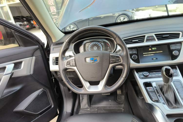 Used Geely Auto Emgrand X7 Sport 2016 1.8TD Automatic Smart Model Steering Wheel