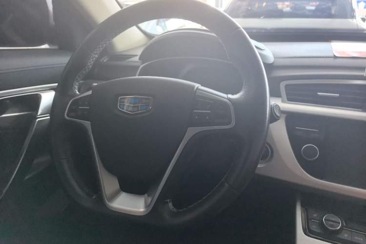 Used Geely Auto Emgrand X7 Sport 2016 1.8TD Automatic Smart Model Steering Wheel
