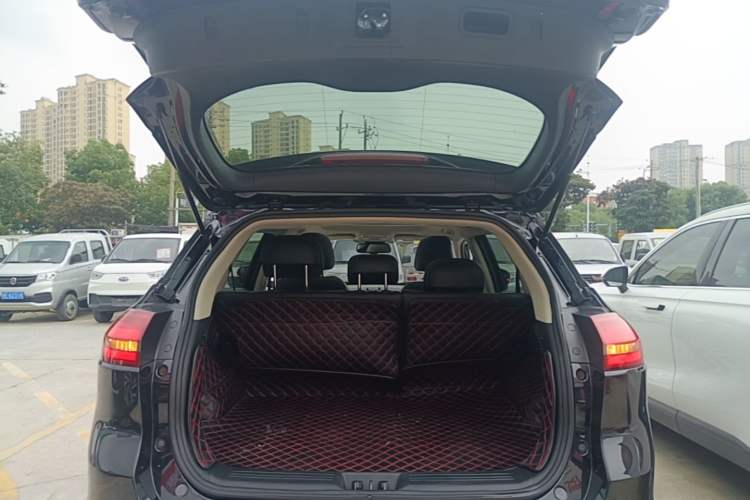 Used Geely Auto Emgrand X7 Sport 2016 1.8TD Automatic Smart Model Trunk
