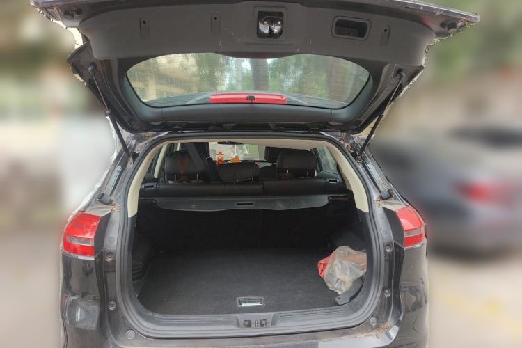 Used Geely Auto Emgrand X7 Sport 2016 1.8TD Automatic Smart Model Trunk
