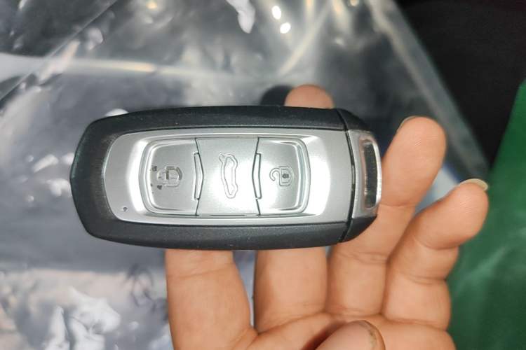 Used Geely Auto Emgrand X7 Sport 2016 1.8TD Automatic ZhiZun Version Vehicle Key
