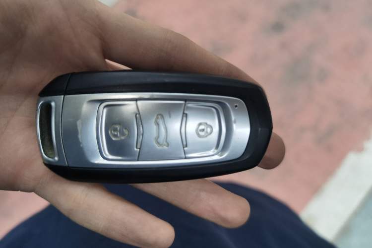 Used Geely Auto Emgrand X7 Sport 2016 1.8TD Automatic Smart Model Vehicle Key
