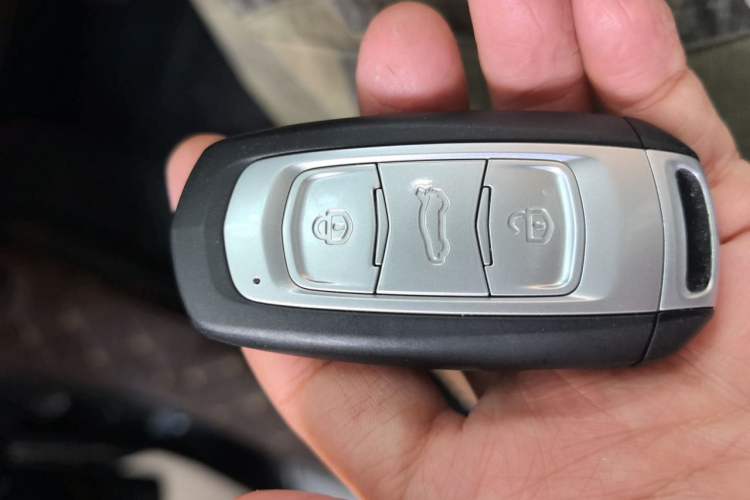 Used Geely Auto Emgrand X7 Sport 2016 1.8TD Automatic ZhiZun Version Vehicle Key