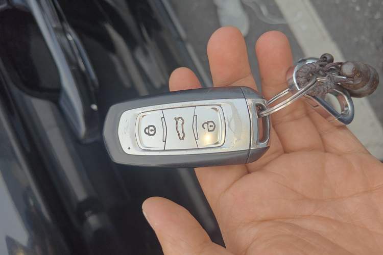 Used Geely Auto Emgrand X7 Sport 2016 1.8TD Automatic Smart Model Vehicle Key