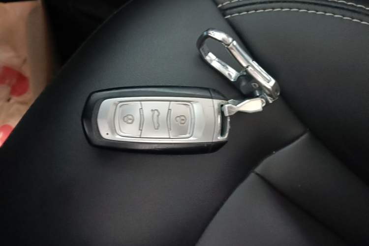 Used Geely Auto Emgrand X7 Sport 2016 1.8TD Automatic Smart Model Vehicle Key