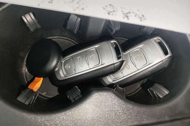 Used Geely Auto Emgrand X7 Sport 2016 1.8TD Automatic ZhiZun Version Vehicle Key