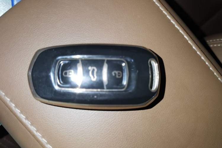 Used Geely Auto Emgrand X7 Sport 2016 1.8TD Automatic ZhiZun Version Vehicle Key
