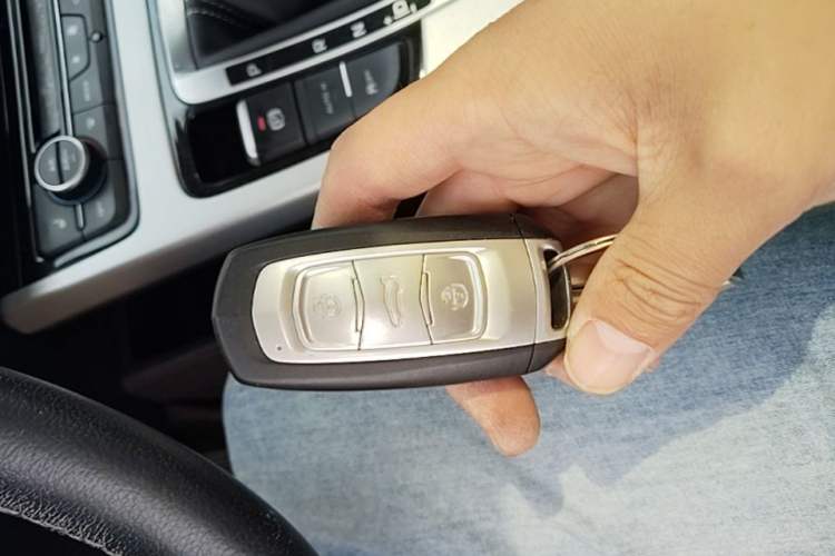 Used Geely Auto Emgrand X7 Sport 2016 1.8TD Automatic Smart Model Vehicle Key
