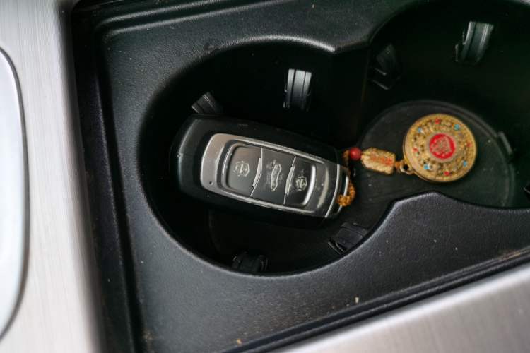 Used Geely Auto Emgrand X7 Sport 2016 1.8TD Automatic Smart Model Vehicle Key