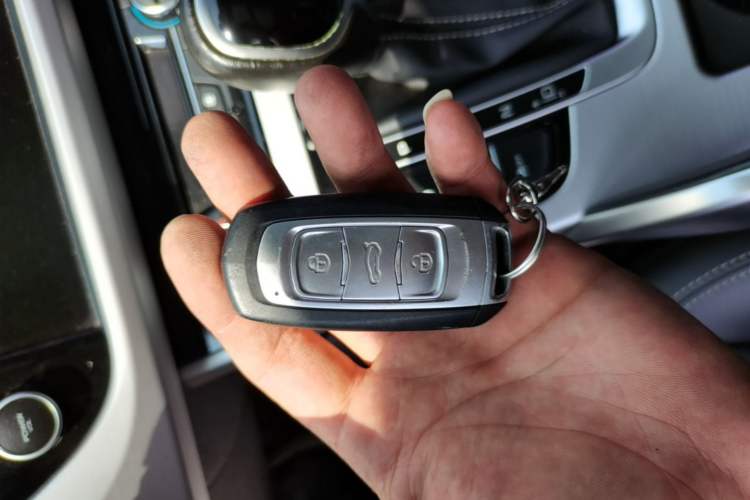 Used Geely Auto Emgrand X7 Sport 2016 1.8TD Automatic Smart Model Vehicle Key