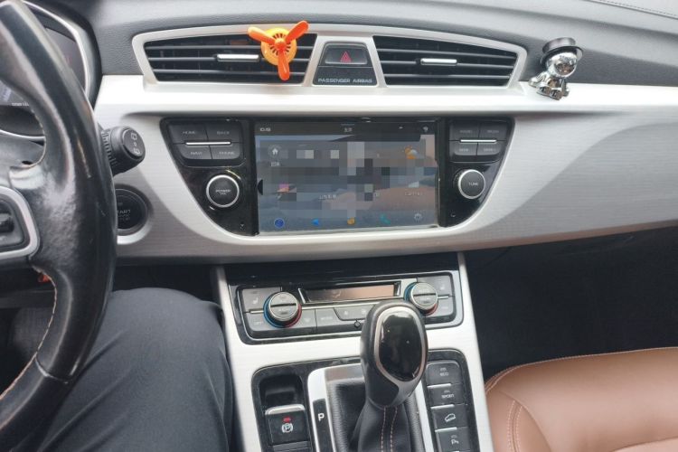 Used Geely Auto Emgrand X7 Sport 2016 1.8TD Automatic ZhiZun Version Audio And AC Panel