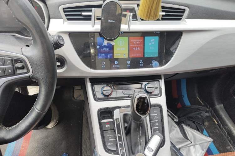 Used Geely Auto Emgrand X7 Sport 2016 1.8TD Automatic Smart Model Audio And AC Panel