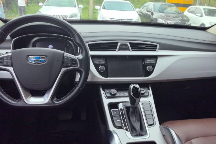 Used Geely Auto Emgrand X7 Sport 2016 1.8TD Automatic ZhiZun Version Audio And AC Panel