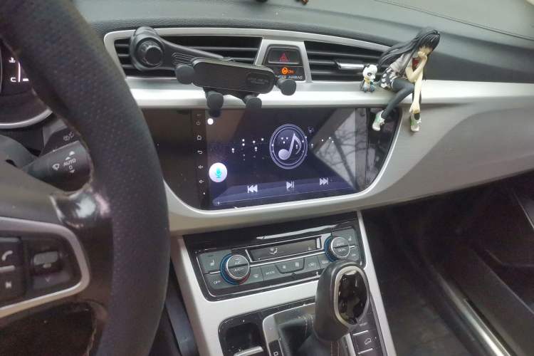 Used Geely Auto Emgrand X7 Sport 2016 1.8TD Automatic ZhiZun Version Audio And AC Panel