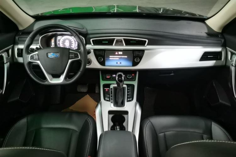 Used Geely Auto Emgrand X7 Sport 2016 1.8TD Automatic Smart Connectivity Version Center Console