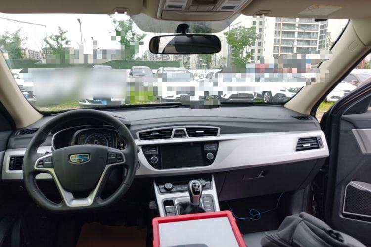 Used Geely Auto Emgrand X7 Sport 2016 2.0L Manual Smart Connect Version Center Console