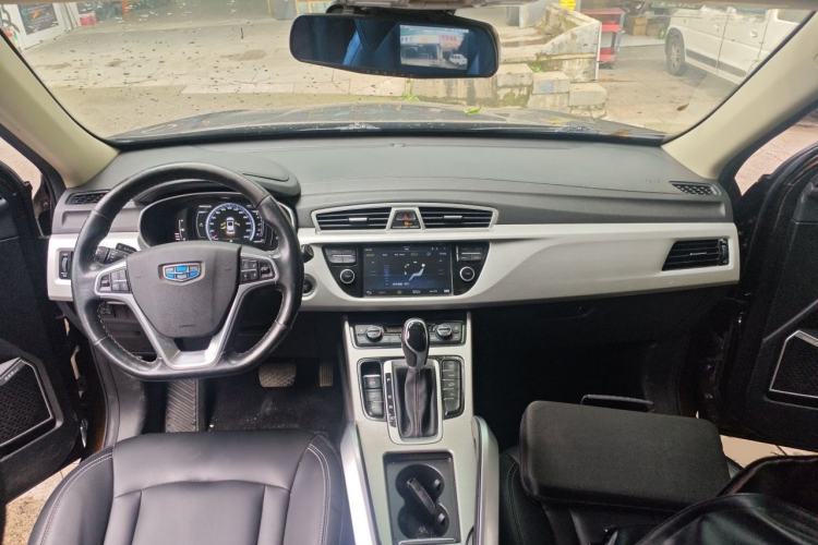 Used Geely Auto Emgrand X7 Sport 2016 1.8TD Automatic Smart Model Center Console