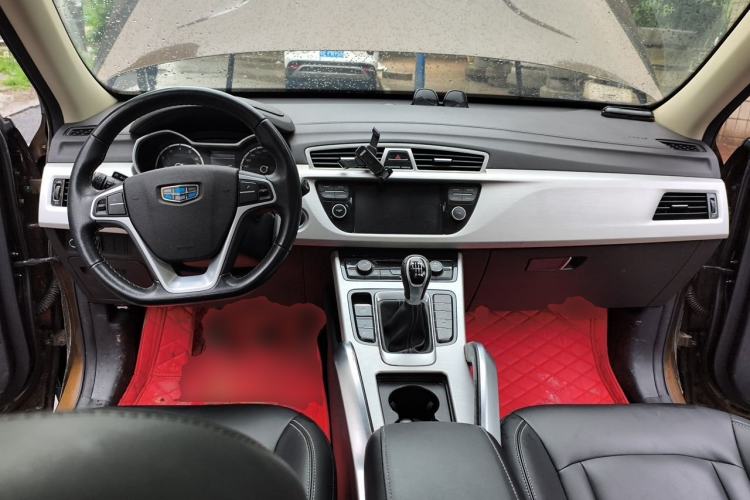 Used Geely Auto Emgrand X7 Sport 2016 2.0L Manual Smart Connect Version Center Console