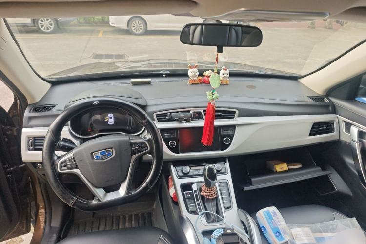 Used Geely Auto Emgrand X7 Sport 2016 1.8TD Automatic Smart Connectivity Version Center Console