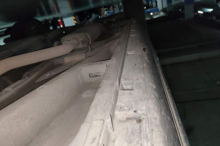 Used Geely Auto Emgrand X7 Sport 2016 2.0L Manual ZhiShang Version Chassis Front Right