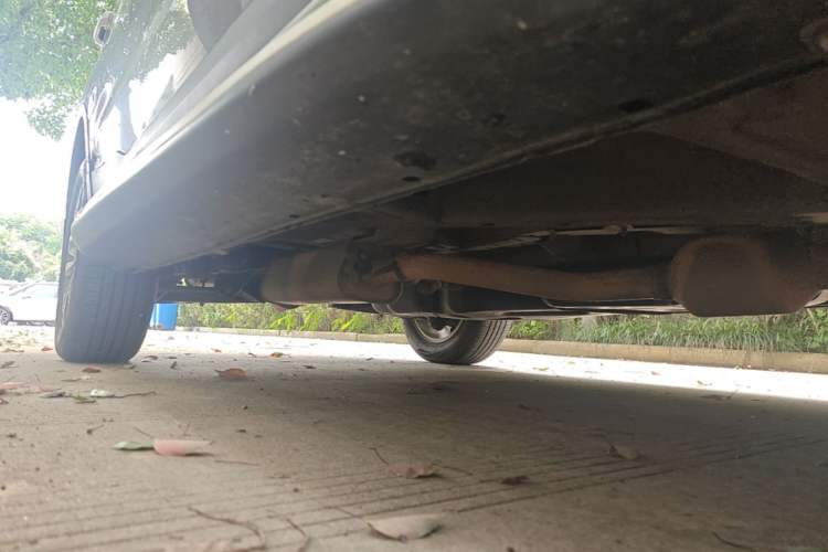 Used Geely Auto Emgrand X7 Sport 2016 1.8TD Automatic ZhiShang Model Chassis Front Right