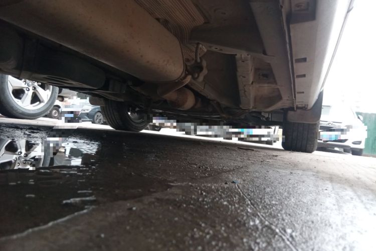 Used Geely Auto Emgrand X7 Sport 2016 2.0L Manual ZhiShang Version Chassis Rear Right