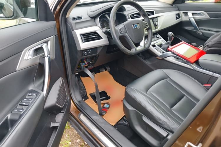Used Geely Auto Emgrand X7 Sport 2016 2.0L Manual Smart Connect Version Driver Seat