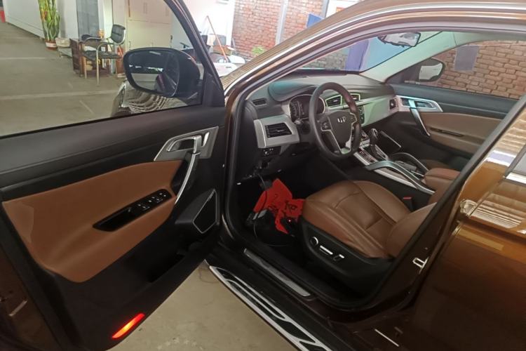 Used Geely Auto Emgrand X7 Sport 2016 1.8TD Automatic ZhiZun Version Driver Seat