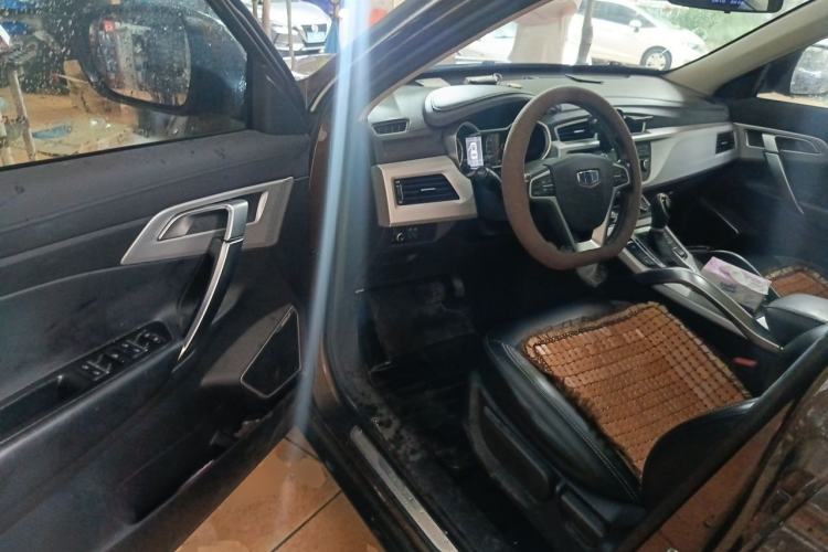 Used Geely Auto Emgrand X7 Sport 2016 1.8TD Automatic Smart Connectivity Version Driver Seat