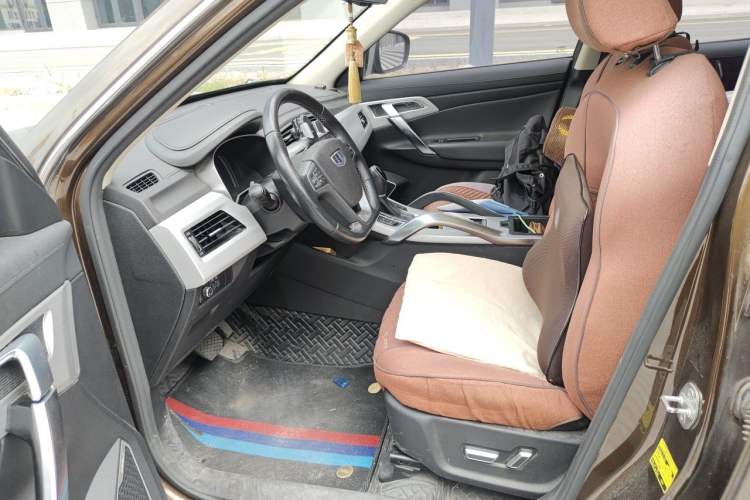 Used Geely Auto Emgrand X7 Sport 2016 1.8TD Automatic Smart Model Driver Seat