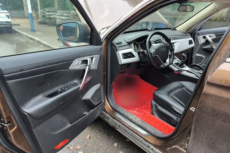 Used Geely Auto Emgrand X7 Sport 2016 2.0L Manual Smart Connect Version Driver Seat