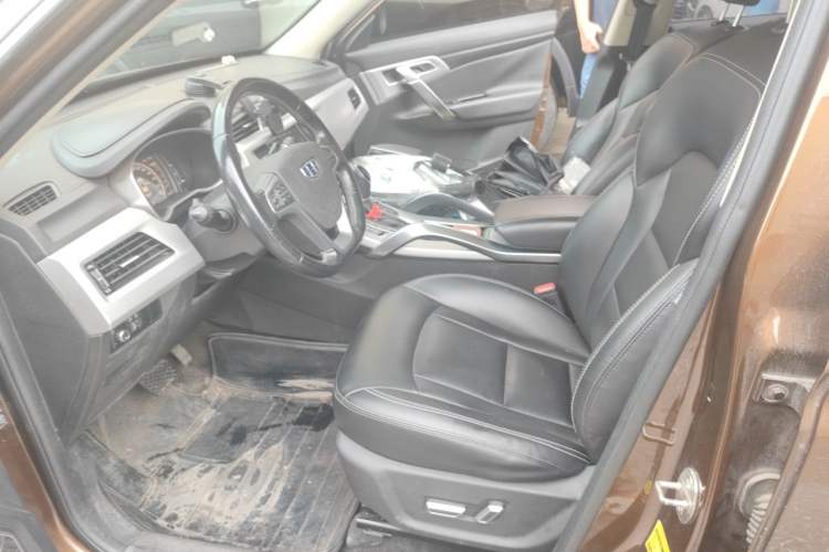 Used Geely Auto Emgrand X7 Sport 2016 1.8TD Automatic Smart Model Driver Seat