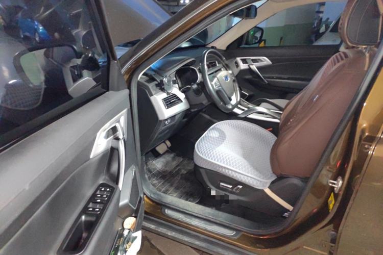 Used Geely Auto Emgrand X7 Sport 2016 1.8TD Automatic Smart Model Driver Seat