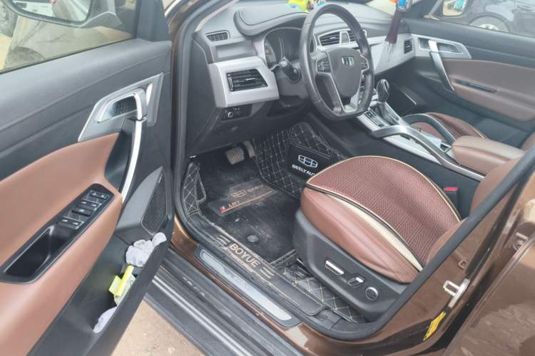 Used Geely Auto Emgrand X7 Sport 2016 1.8TD Automatic ZhiZun Version Driver Seat