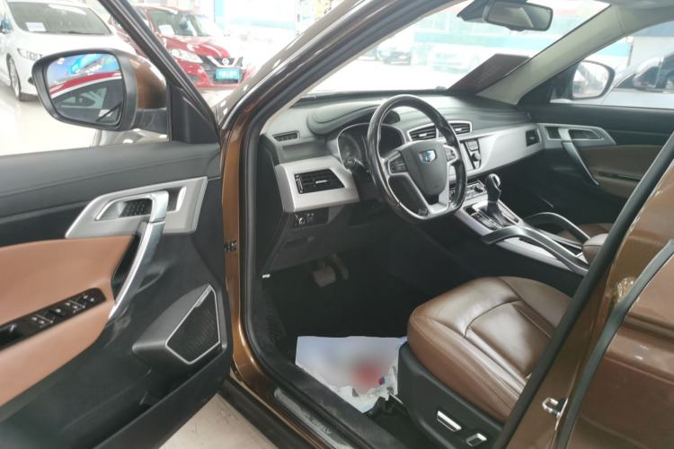 Used Geely Auto Emgrand X7 Sport 2016 1.8TD Automatic Smart Model Driver Seat