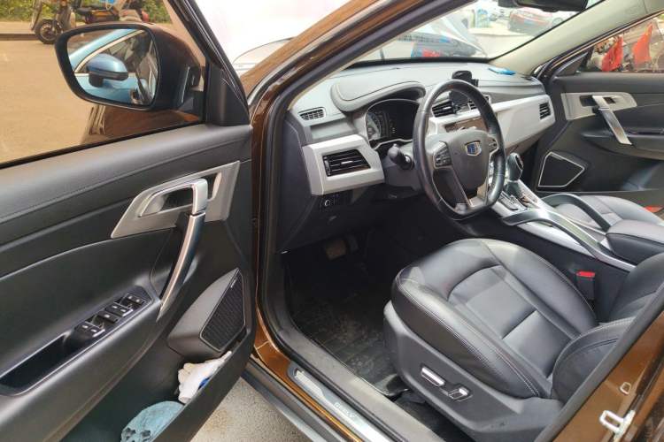 Used Geely Auto Emgrand X7 Sport 2016 1.8TD Automatic Smart Model Driver Seat