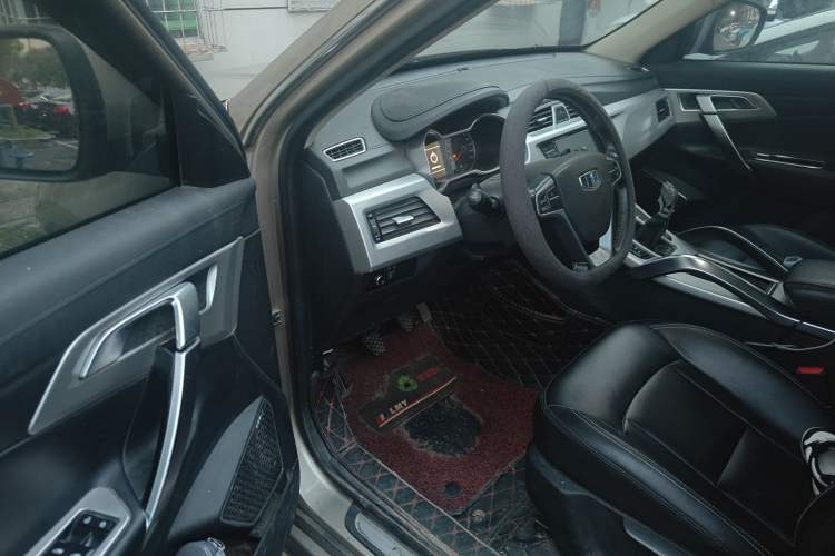 Used Geely Auto Emgrand X7 Sport 2016 2.0L Manual ZhiShang Version Driver Seat